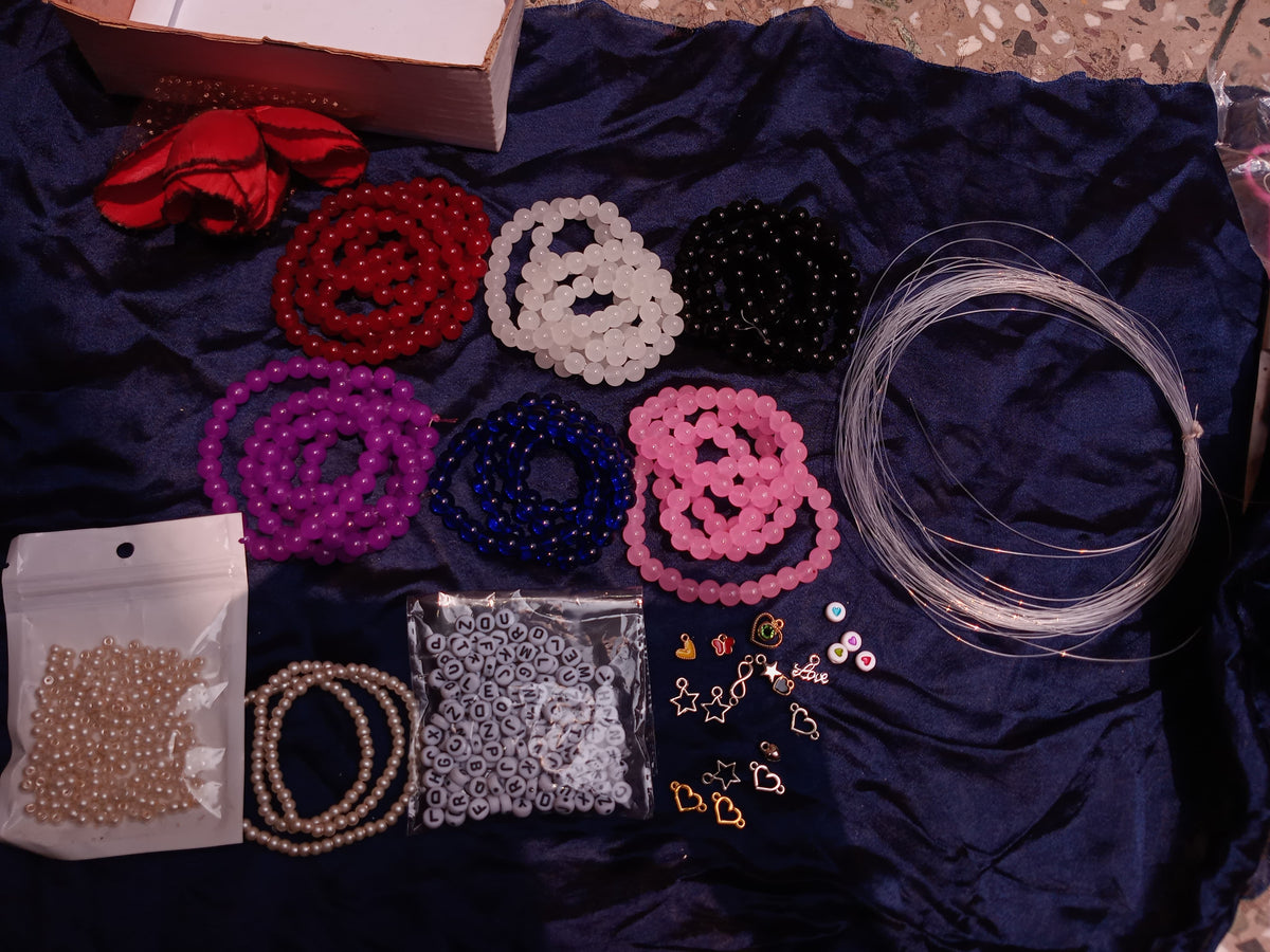 BeadCraft Jewelry Kit – Charm & Bead Set