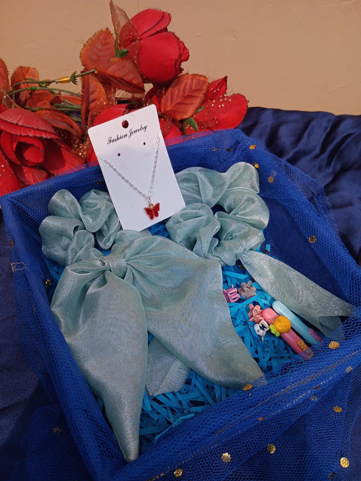 Cute Picks Box