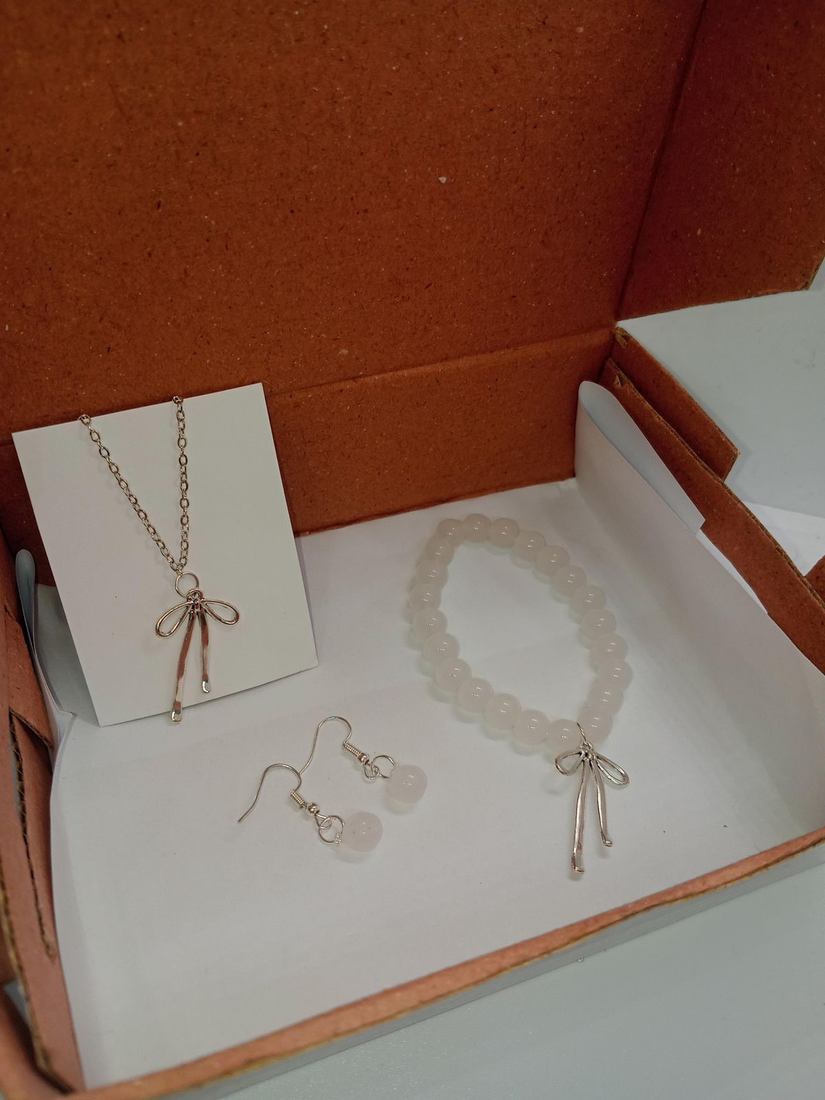Bow-Inspired 3-in-1 Jewelry Set