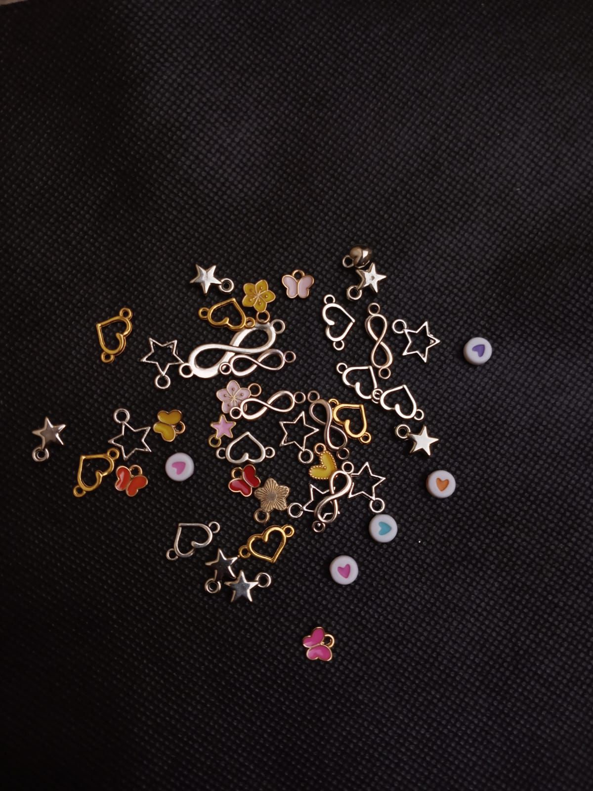 40+ Mixed Charms (for bracelets, jewelry, or crafts)