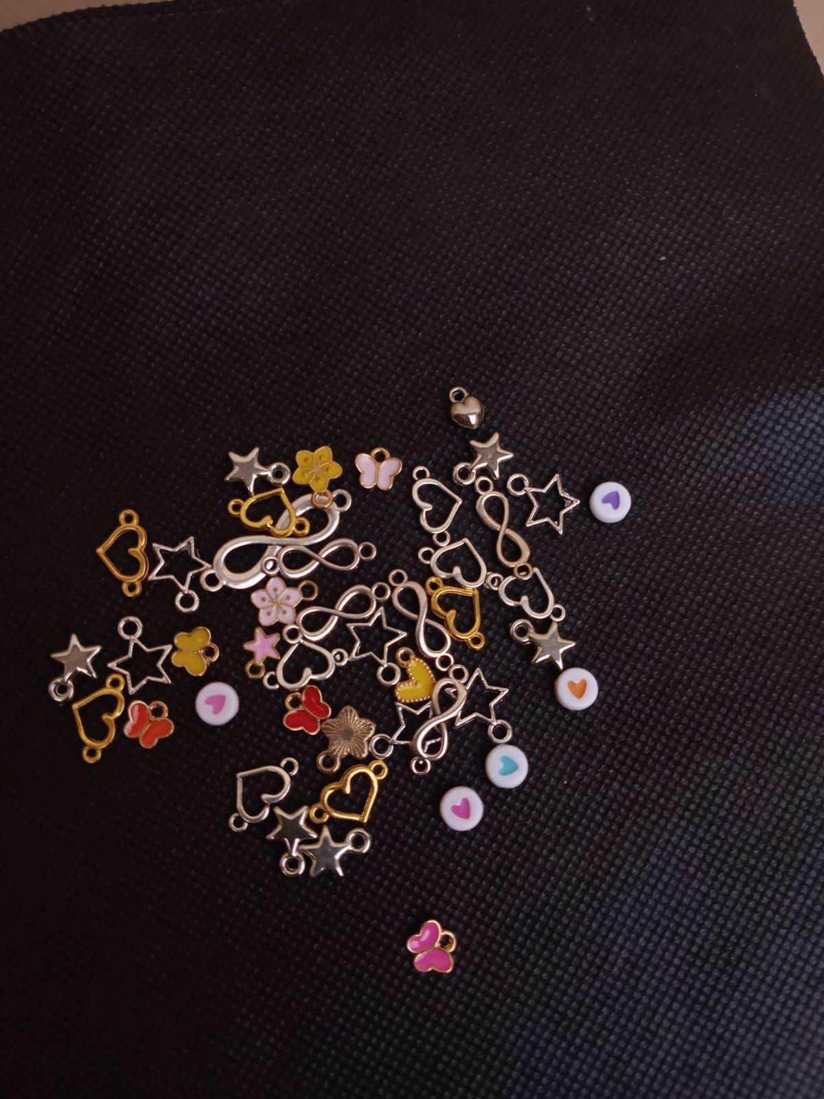 40+ Mixed Charms (for bracelets, jewelry, or crafts)